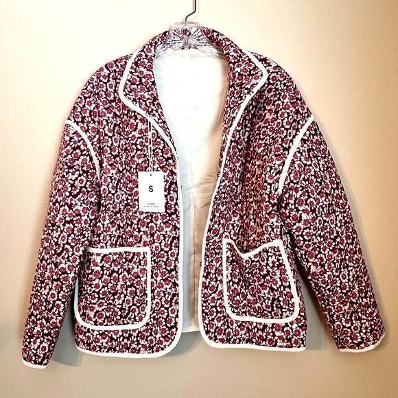 Jackets & Blazers - Pink Floral Cropped Puffer Jacket Size Small NWT‎